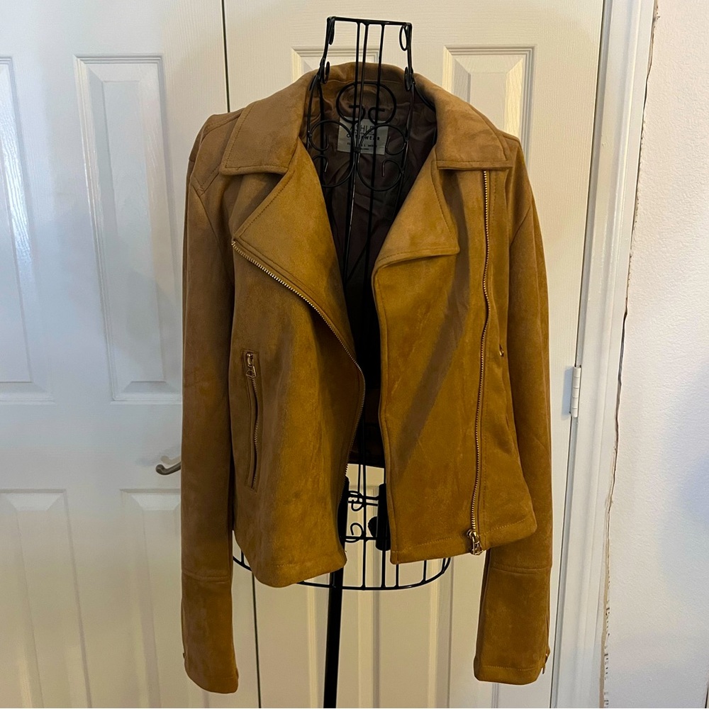 Ashley By 26 International Outerwear - L - Picture 1 of 5